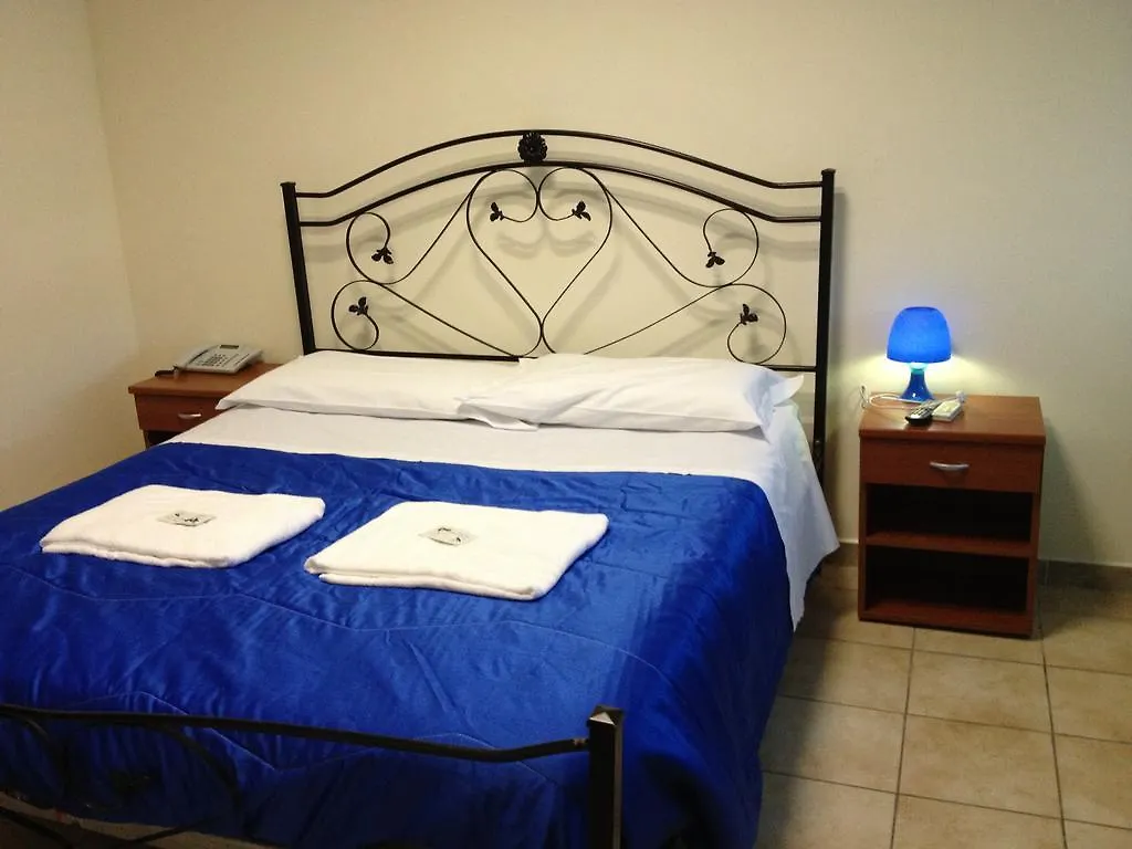 Hotel Мантуя 2*,  Италия